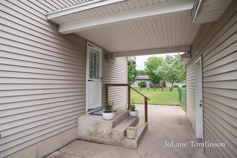 4173 Janet Dr, Dorr, MI 49323 photo 3