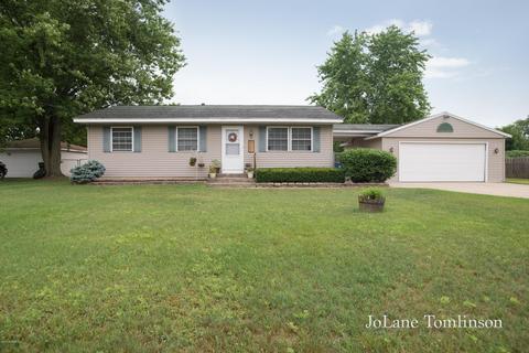 4173 Janet Dr, Dorr, MI 49323 photo 1