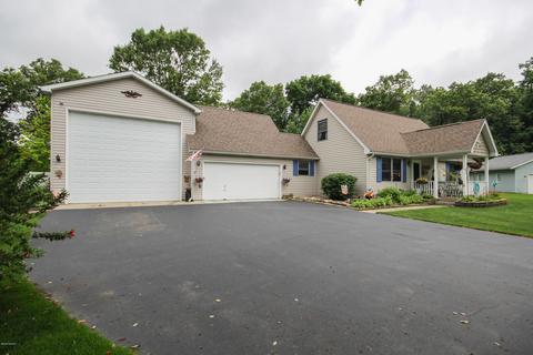 56640 Chippewa Dr, Three Rivers, MI 49093 photo 2