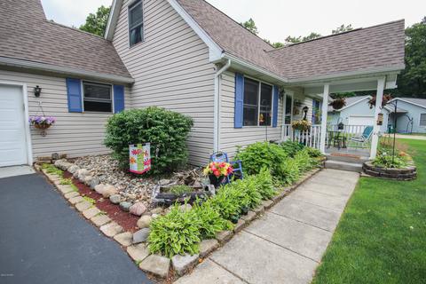 56640 Chippewa Dr, Three Rivers, MI 49093 photo 3