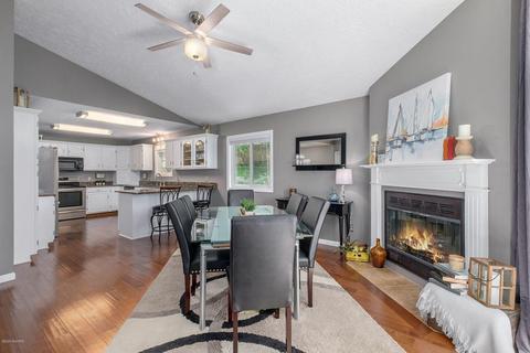 352 Highland Ct, Plainwell, MI 49080 photo 11