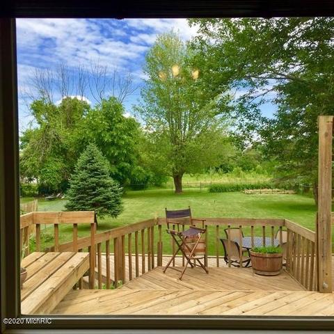 207 Cedar St, Three Oaks, MI 49128 photo 12