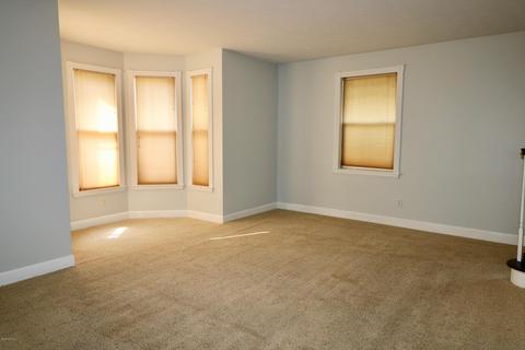4325 18th St, Dorr, MI 49323 photo 9