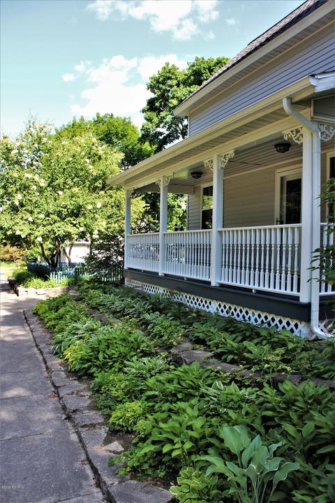 322 N Mill St, Stanton, MI 48888 photo 2