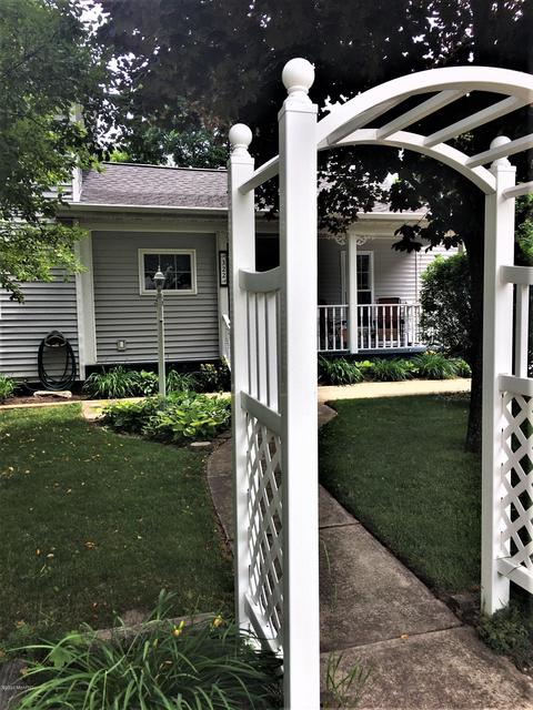 322 N Mill St, Stanton, MI 48888 photo 16