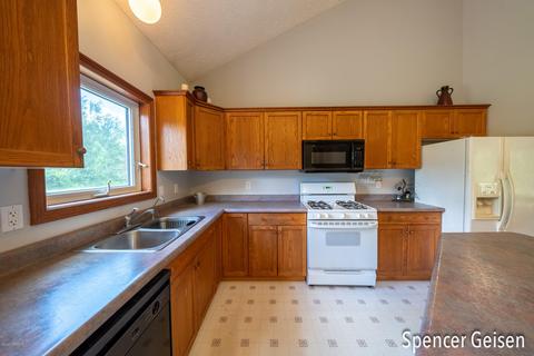 6419 Dusty Ln, Belding, MI 48809 photo 11
