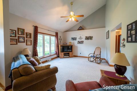 6419 Dusty Ln, Belding, MI 48809 photo 5