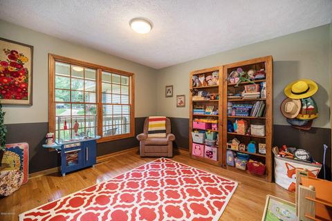 235 Highfield Rd, Marshall, MI 49068 photo 2