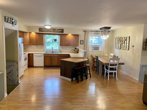 550 S Silver St, Bad Axe, MI 48413 photo 3