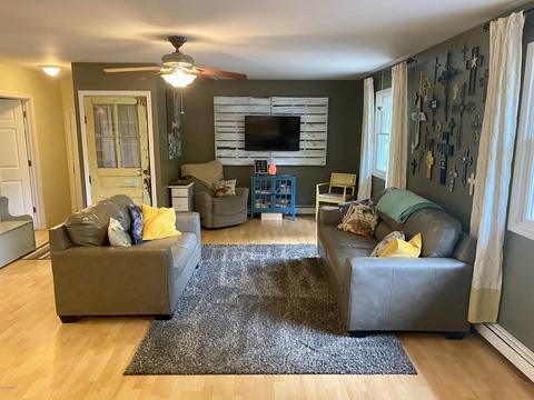 550 S Silver St, Bad Axe, MI 48413 photo 4