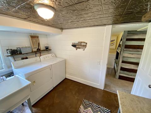 550 S Silver St, Bad Axe, MI 48413 photo 19