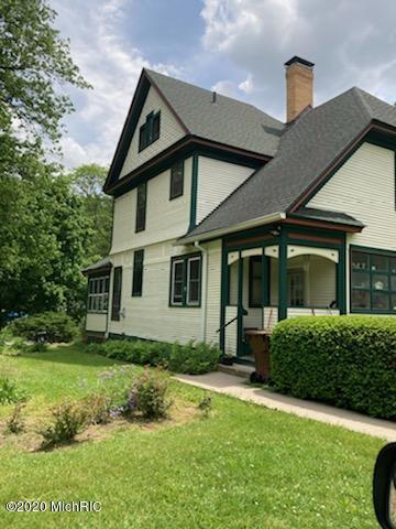 909 Maple St, Albion, MI 49224 photo 5