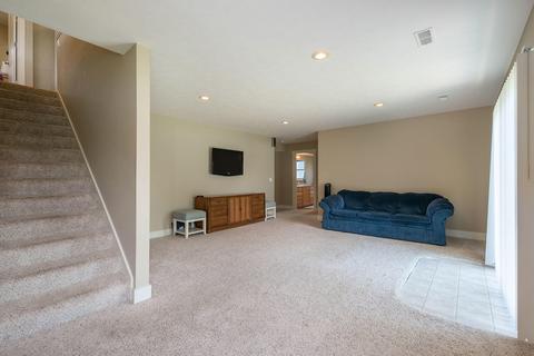 8744 Willowrun Dr, Jenison, MI 49428 photo 18