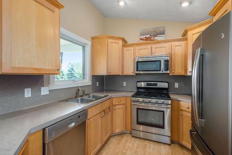 8744 Willowrun Dr, Jenison, MI 49428 photo 7