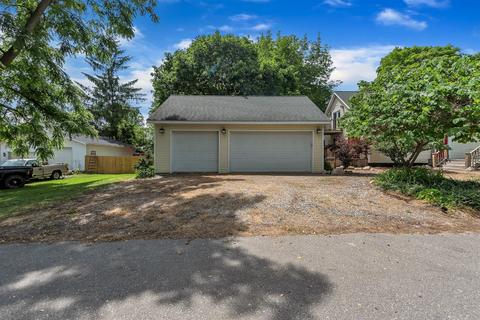 222 E Smith St, Crystal, MI 48818 photo 5