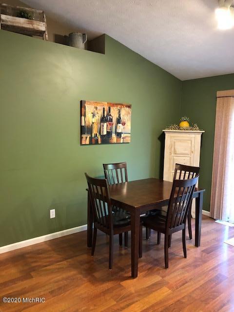 4017 Valkyrie Ln, Dorr, MI 49323 photo 5