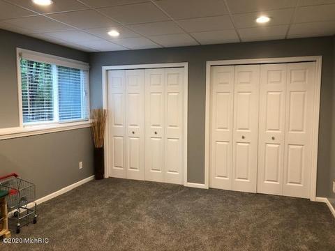4017 Valkyrie Ln, Dorr, MI 49323 photo 12
