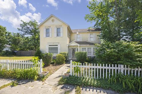 830 Lynn St, Baldwin, MI 49304 photo 2