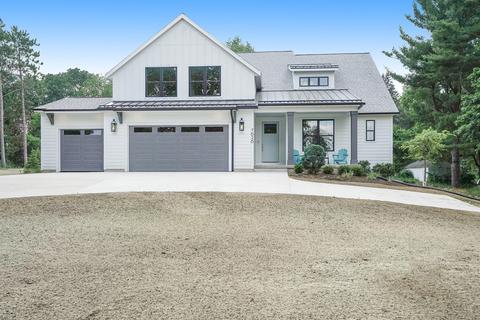 7626 Gaslight Ct, Ada, MI 49301 photo 1
