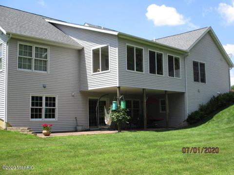 11694 Edgewood Dr, Bellevue, MI 49021 photo 6