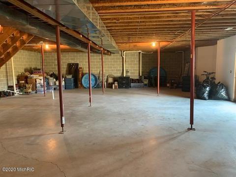 5680 E Bacon Rd, Osseo, MI 49266 photo 33