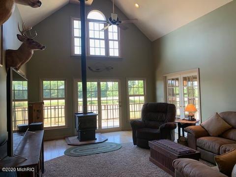 5680 E Bacon Rd, Osseo, MI 49266 photo 15