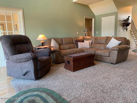 5680 E Bacon Rd, Osseo, MI 49266 photo 10