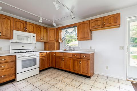 22841 Riverside Dr, Mendon, MI 49072 photo 8