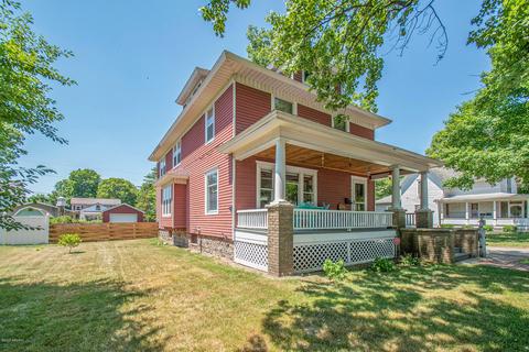 512 Walnut St, Three Rivers, MI 49093 photo 3