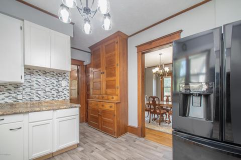 512 Walnut St, Three Rivers, MI 49093 photo 12