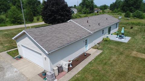 10331 Fairway Dr, Jerome, MI 49249 photo 2