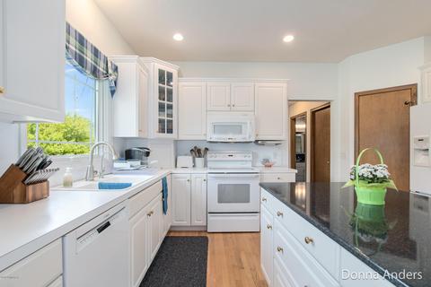 4225 Mccabe Ave NE, Ada, MI 49301 photo 13