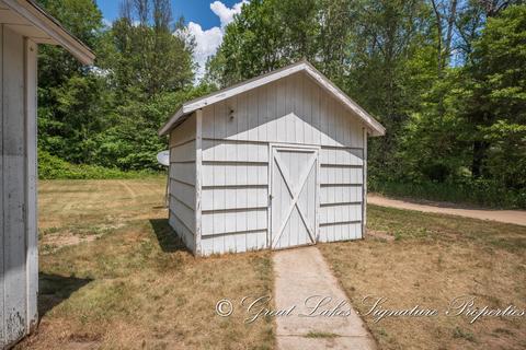 1341 E Jackson St, White Cloud, MI 49349 photo 7