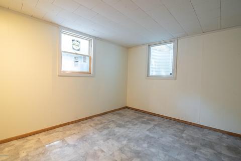 114 Gilkey St, Plainwell, MI 49080 photo 23