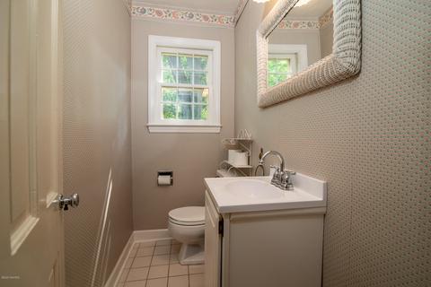 114 Gilkey St, Plainwell, MI 49080 photo 8
