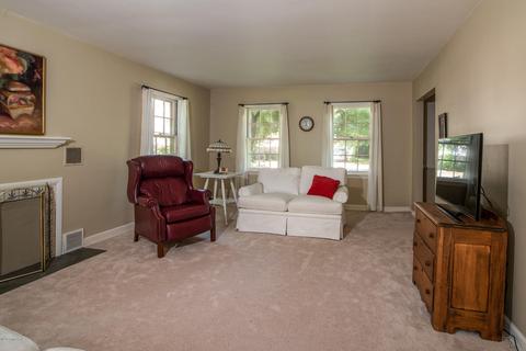 114 Gilkey St, Plainwell, MI 49080 photo 6