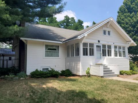 345 Centreville Rd, Constantine, MI 49042 photo 1