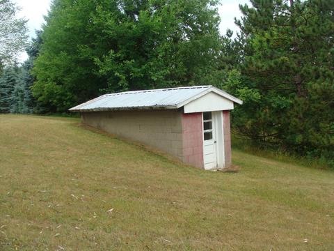 988 Somers Rd, Lyons, MI 48851 photo 4