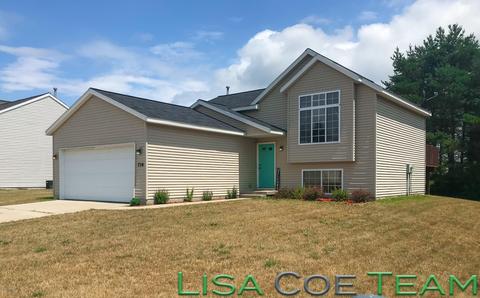 750 Pine Ridge Dr, Belding, MI 48809 photo 1