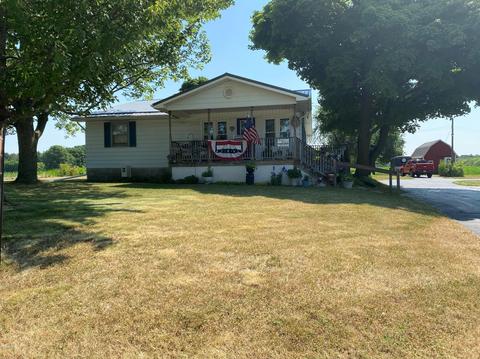 731 S St Johns St, Ithaca, MI 48847 photo 4