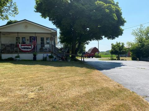 731 S St Johns St, Ithaca, MI 48847 photo 3
