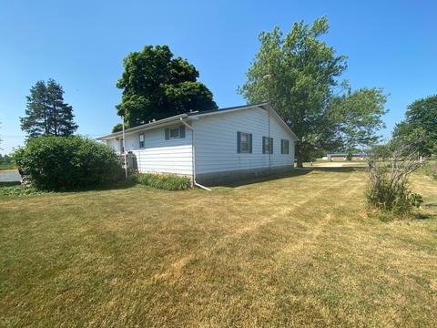 731 S St Johns St, Ithaca, MI 48847 photo 7