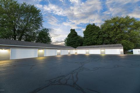 237 Riverfront Dr, Spring Lake, MI 49456 photo 11