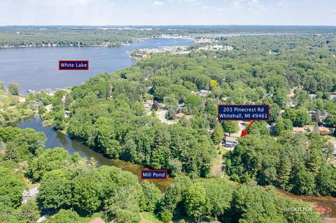 203 Pinecrest Rd, Whitehall, MI 49461 photo 2
