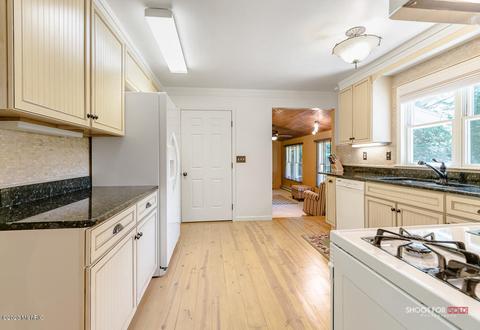 203 Pinecrest Rd, Whitehall, MI 49461 photo 14