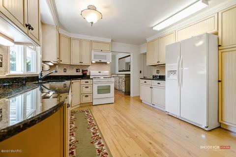 203 Pinecrest Rd, Whitehall, MI 49461 photo 16