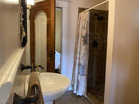 502 Clinton St, Marshall, MI 49068 photo 12