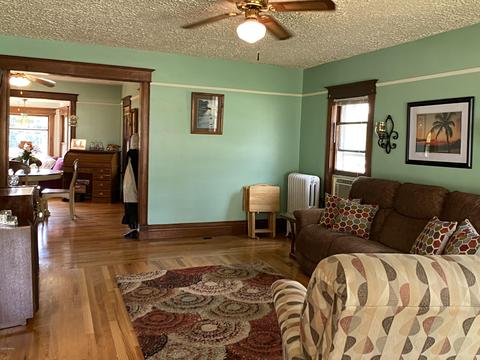 502 Clinton St, Marshall, MI 49068 photo 3