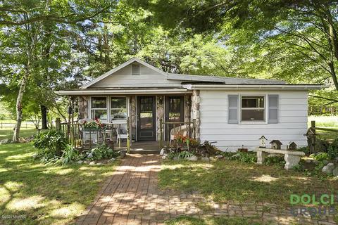 5643 E 4 Mile Rd, White Cloud, MI 49349 photo 4