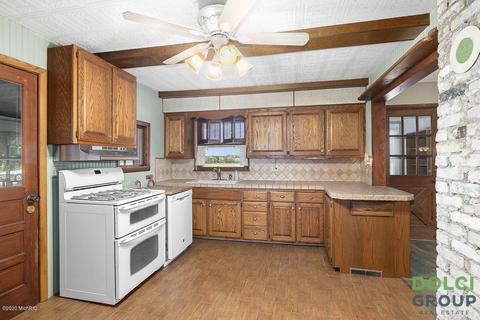5643 E 4 Mile Rd, White Cloud, MI 49349 photo 7